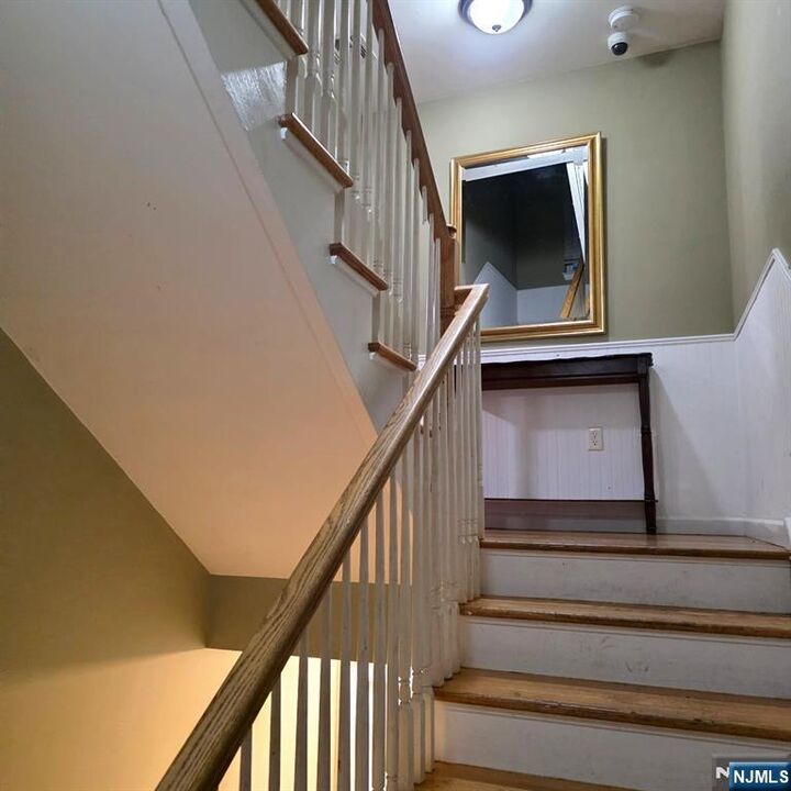 Property Photo:  24 Van Vechten Street 2nd Fl.  NJ 07114 