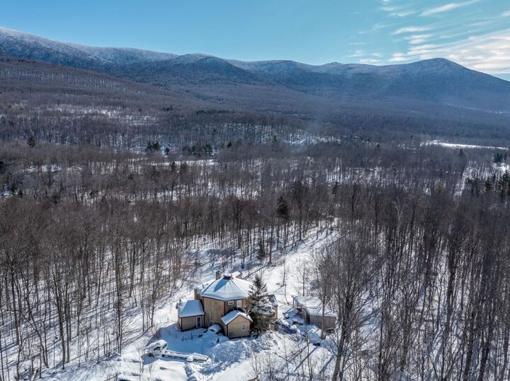Property Photo: 298 Biddle Road VT 05443