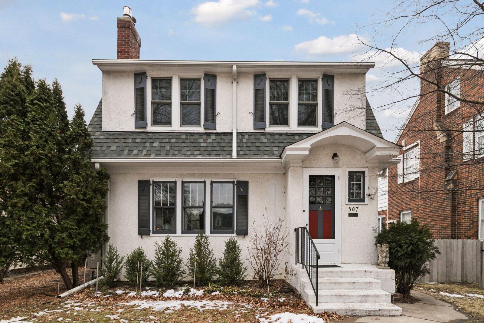 Property Photo:  507 Montrose Lane  MN 55116 