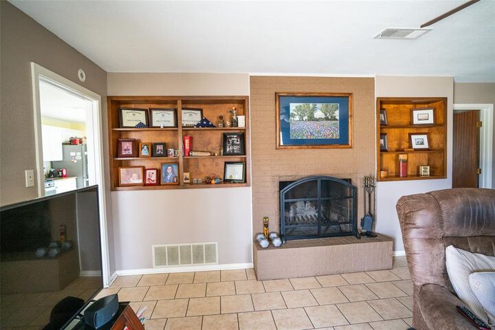 Property Photo:  15 SW 45th  TX 75460 