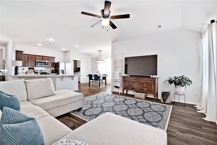 Property Photo:  2805 Bauer Street  AR 72751 