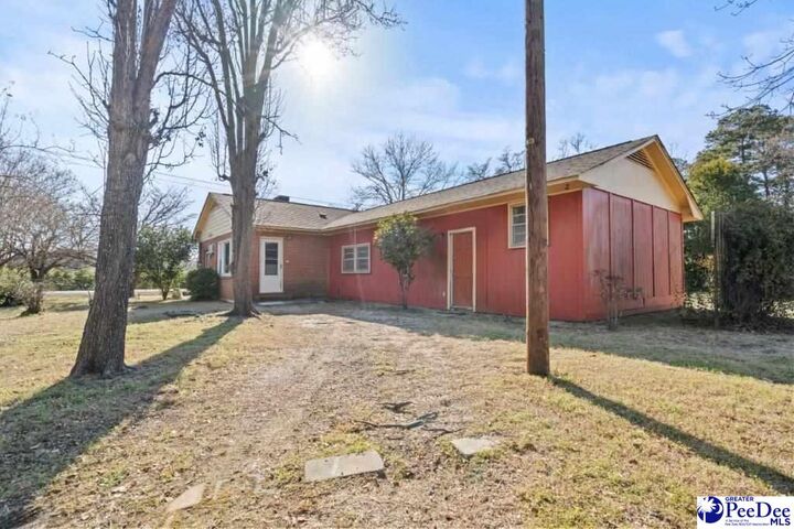 Property Photo:  2101 W McCown Drive  SC 29501 