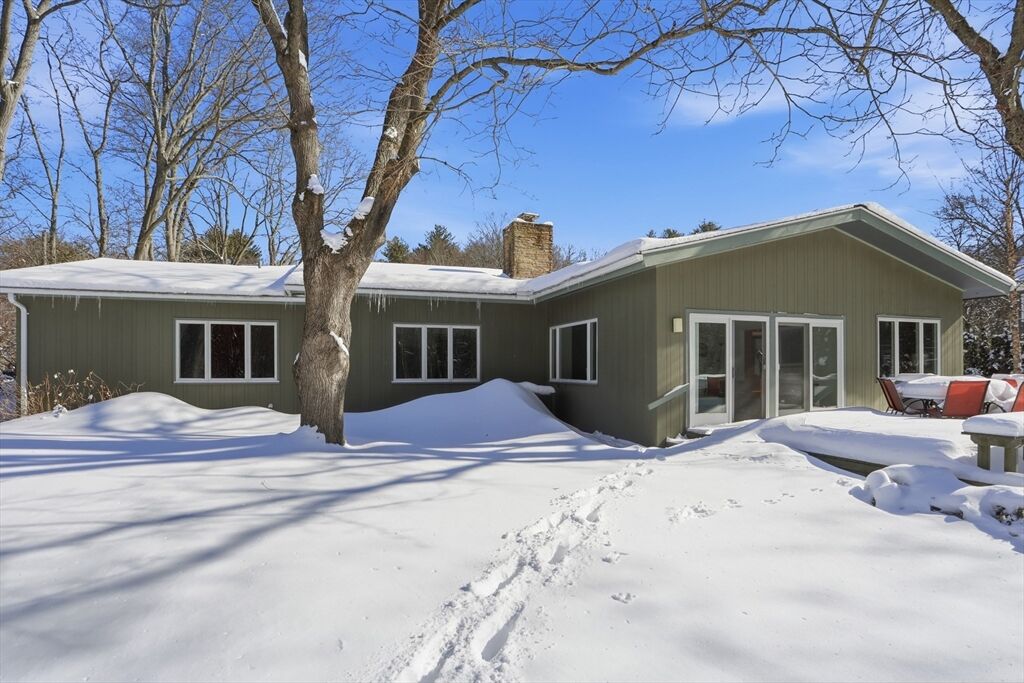 Property Photo: 17 North St MA 02420