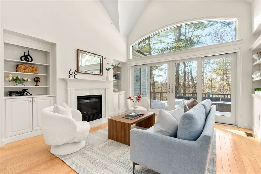 Property Photo:  43 South Cottage Road 43  MA 02478 