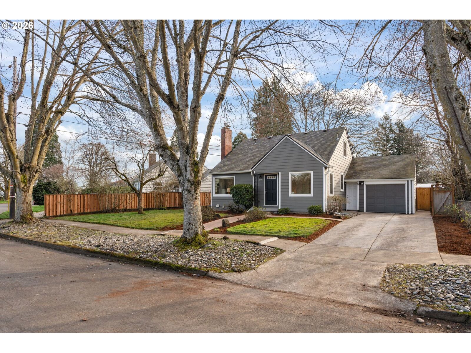 Property Photo: 4730 N Amherst St OR 97203