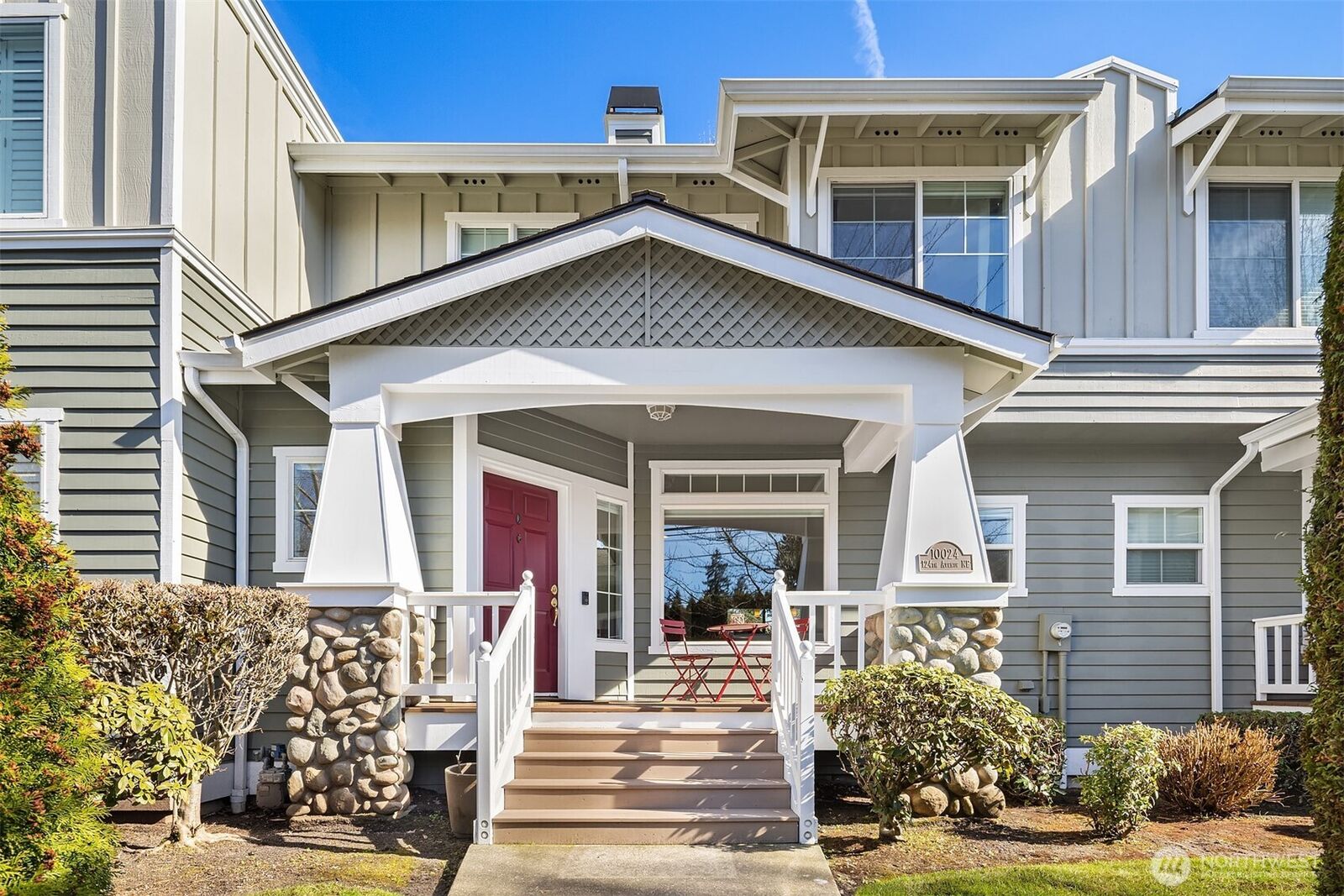 Property Photo:  10024  124th Avenue NE  WA 98033 