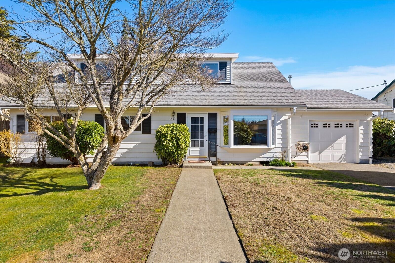 Property Photo: 1461 N Bennett Street WA 98406