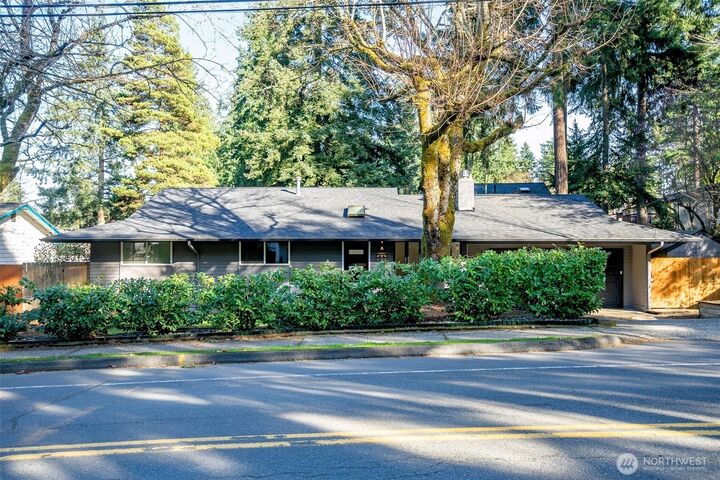 Property Photo: 6832 122nd Avenue NE WA 98033