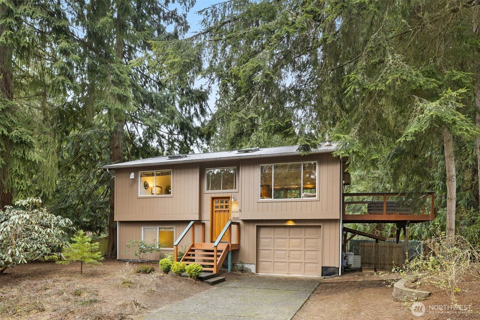 Property Photo:  23415 NE 73rd Street  WA 98053 