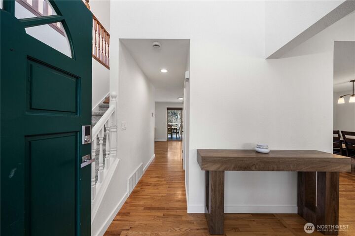 Property Photo:  14609  142nd Avenue SE  WA 98059 