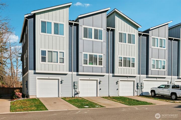 Property Photo: 17411 118th Avenue Ct E B WA 98374