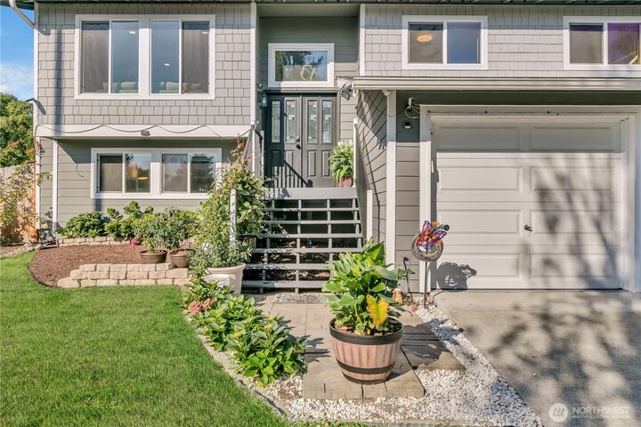 Property Photo:  3302  Centennial Way NE  WA 98422 