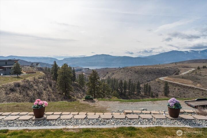 Property Photo:  605  Chelan Trails Road  WA 98831 