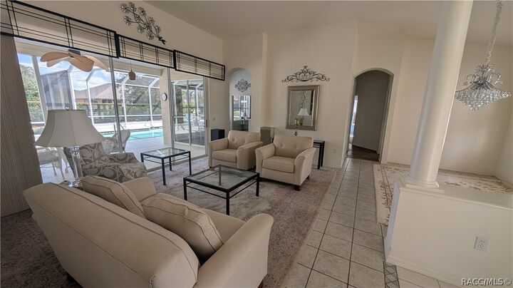 Property Photo: 174 W Romany Loop FL 34465