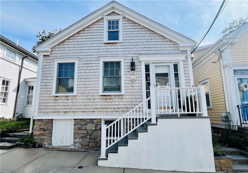 Property Photo:  39 Pope Street  RI 02840 