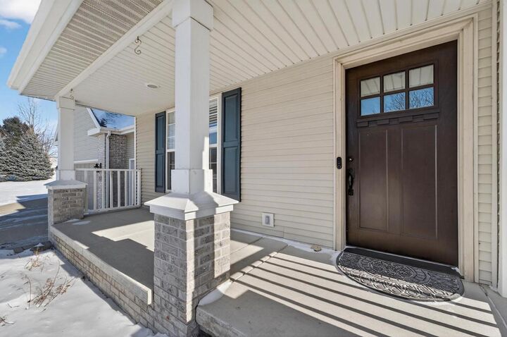 Property Photo: 7571 Heather Knoll Lane WI 53593