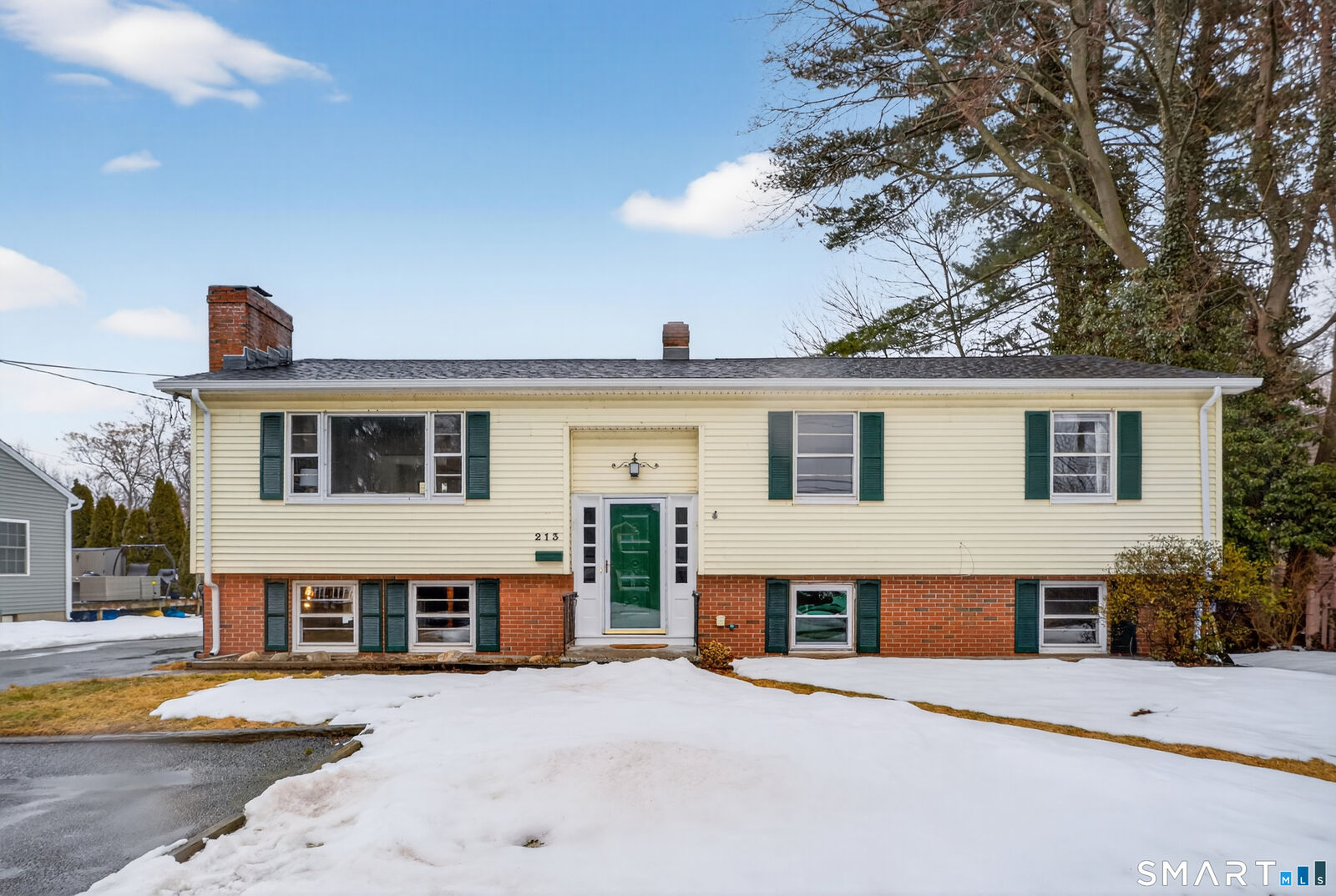 Property Photo: 213 Seaside Avenue CT 06460