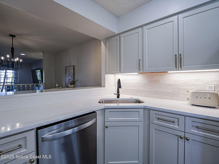 Property Photo: 452 Prestwick Court FL 32940