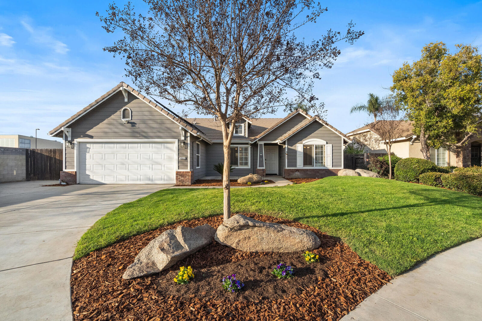 Property Photo:  4842 W Country Court  CA 93277 