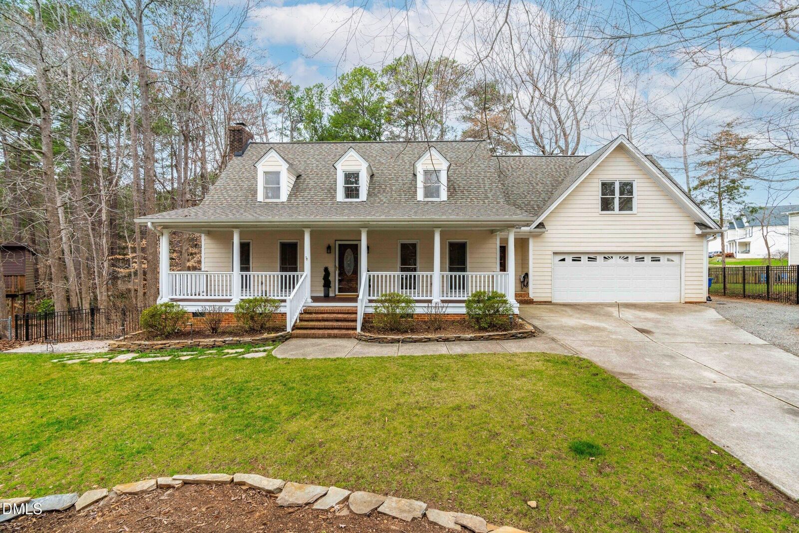 Property Photo:  8313 Dunwood Court  NC 27613 