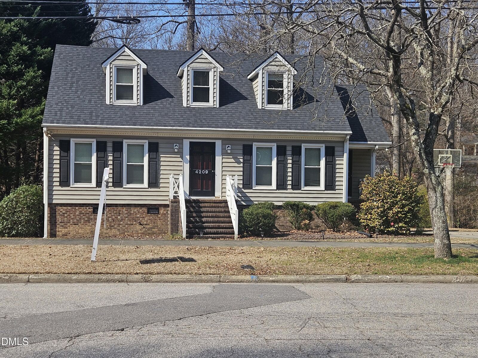 Property Photo: 4209 Quail Hollow Drive NC 27609