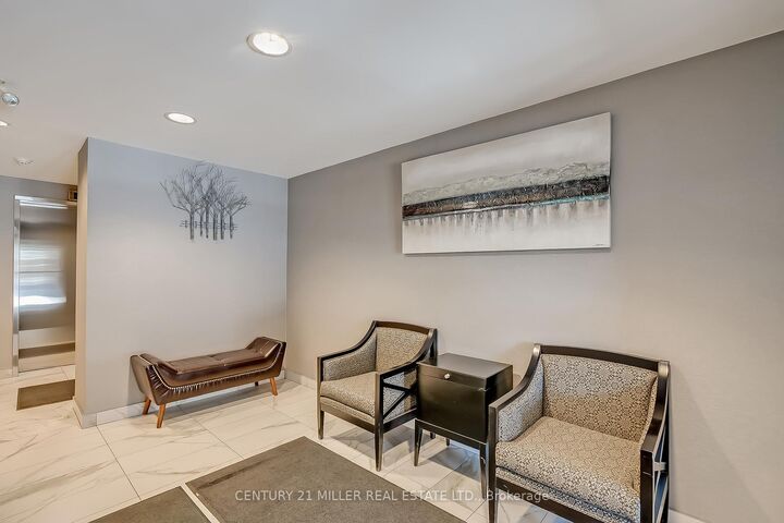 Property Photo: 32 Tannery Street 608 ON L5M 6T6