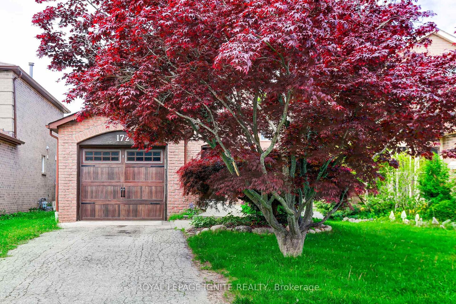 Property Photo: 172 Radford Drive ON L1T 2C2