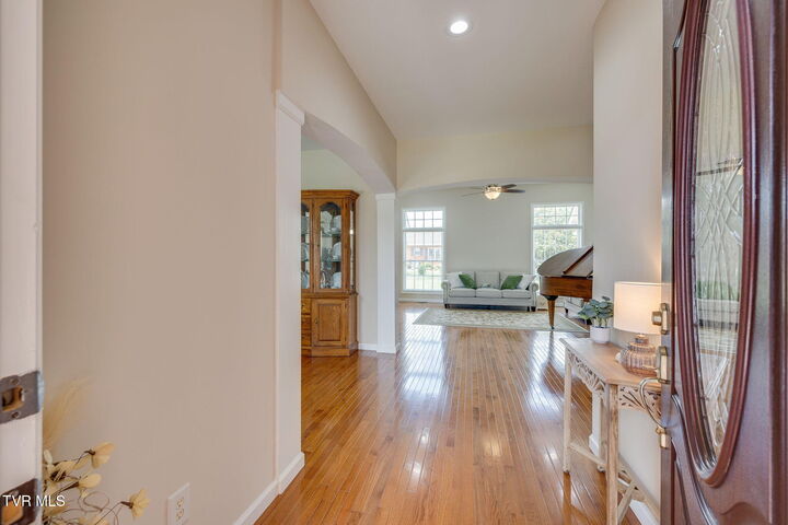 Property Photo:  15 East Dale Court  TN 37745 