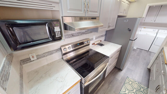 Property Photo: 1172 E El Sendero Cir S UT 84117