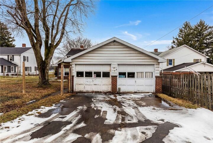 Property Photo:  87 United Rd  PA 15666 