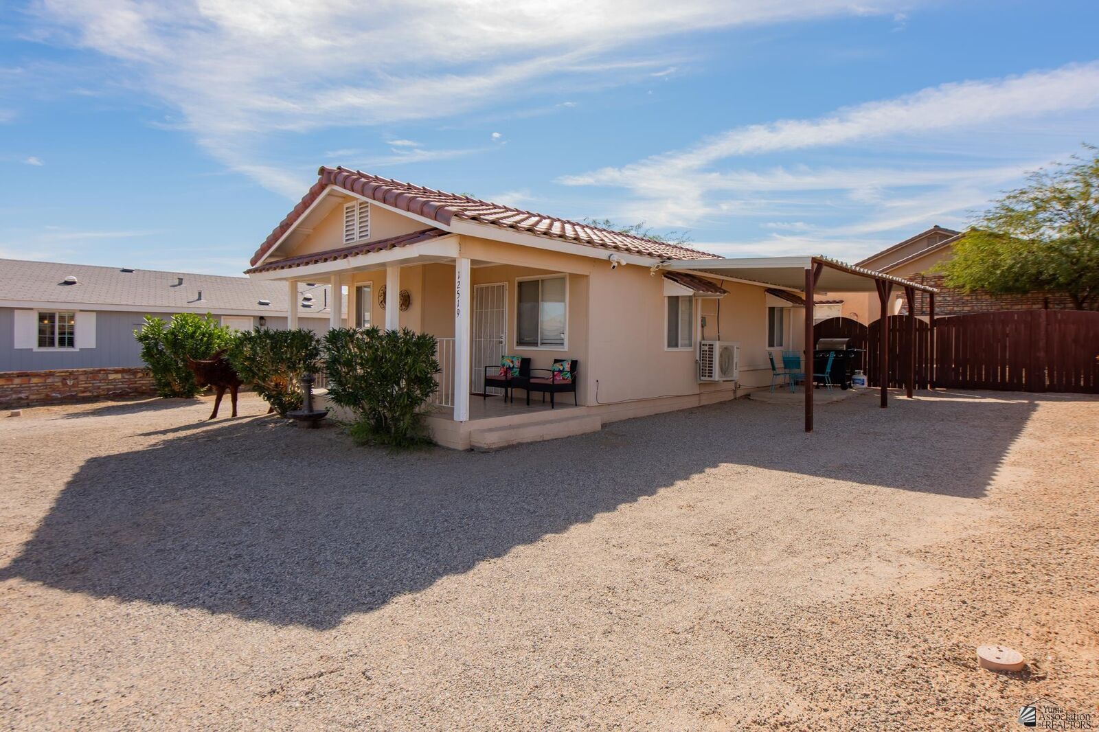 Property Photo:  12519 E 46 St  AZ 85367 
