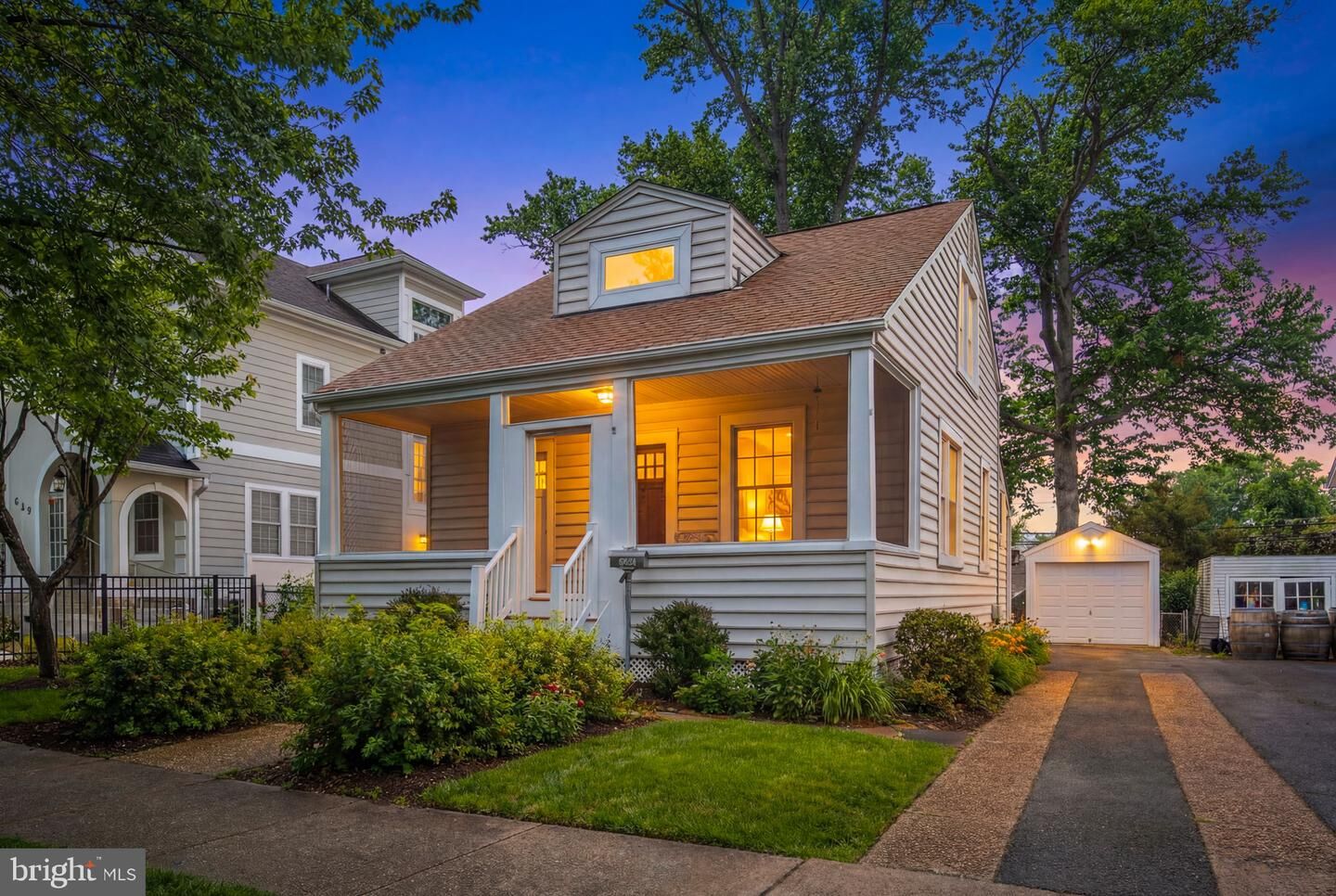 Property Photo:  635 23rd Street S  VA 22202 