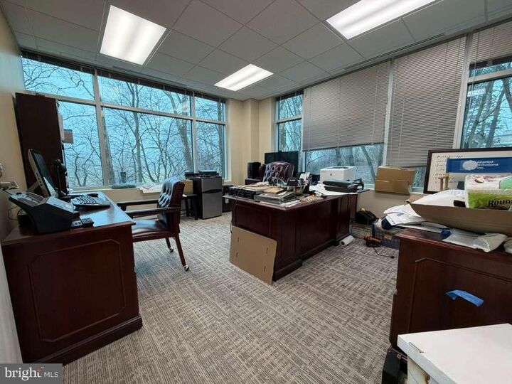 Property Photo:  1984 Isaac Newton Square W 209  VA 20190 