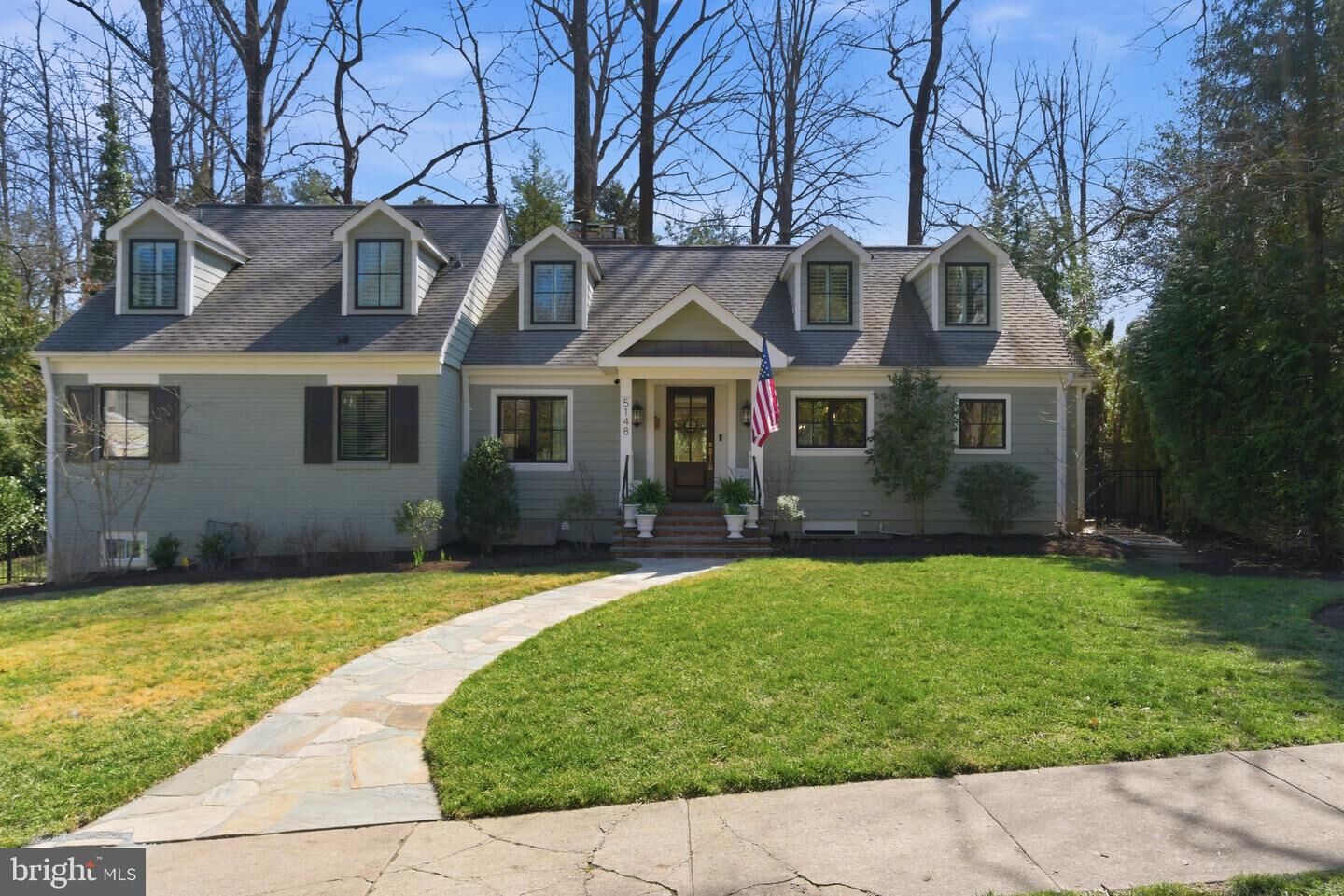 Property Photo:  5148 37th Street N  VA 22207 