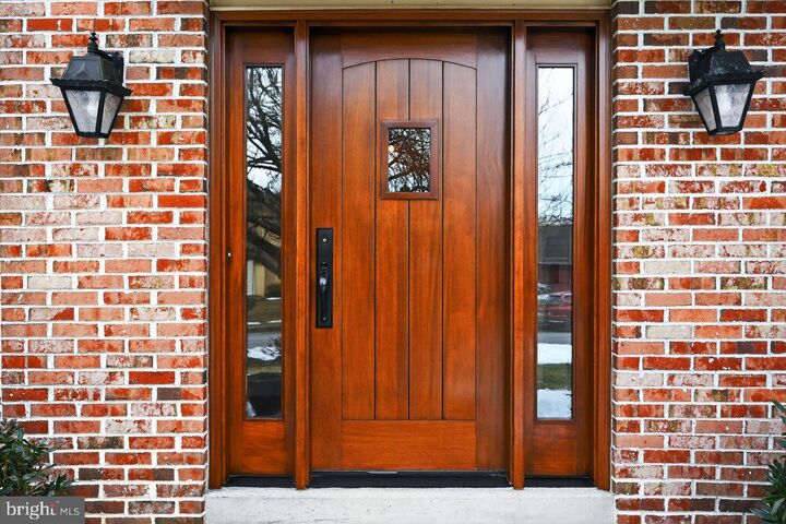 Property Photo:  28 Timber Road  PA 19044 