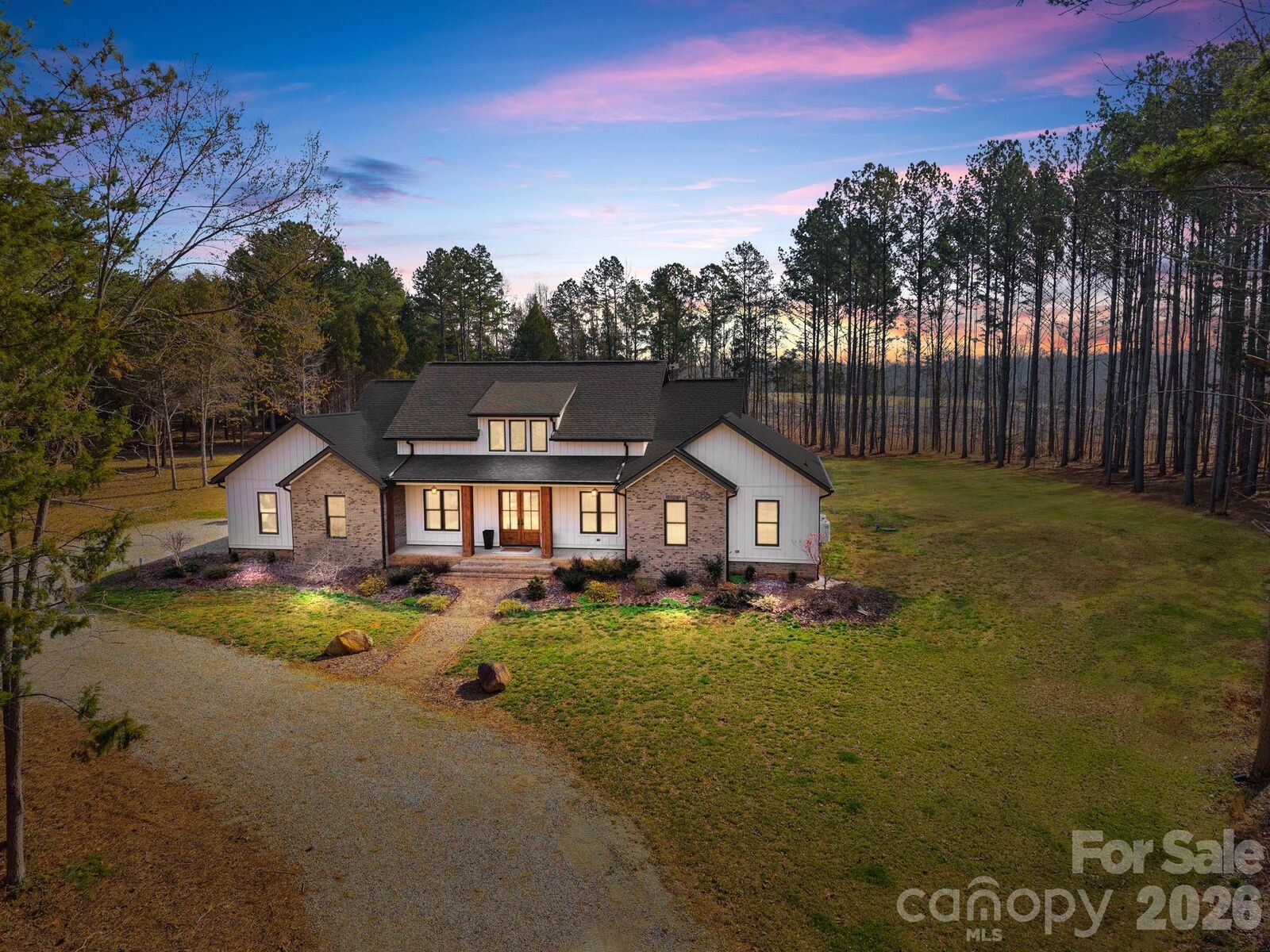 Property Photo: 465 Baxx Drive NC 28147