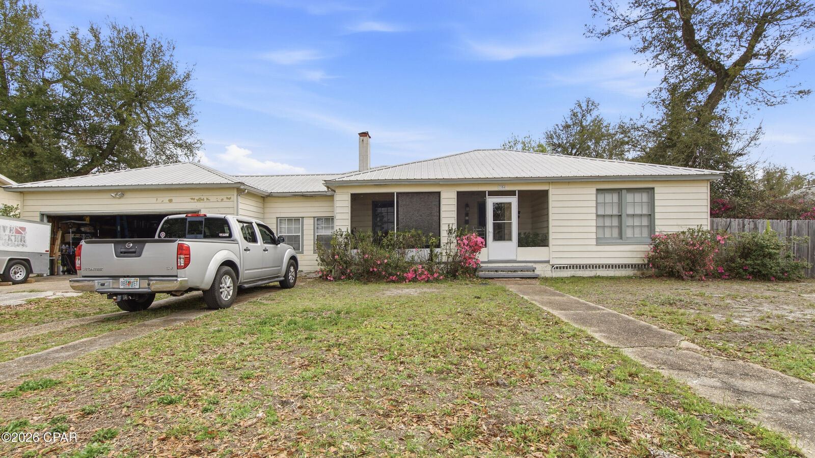 Property Photo:  304 Allen Avenue  FL 32401 
