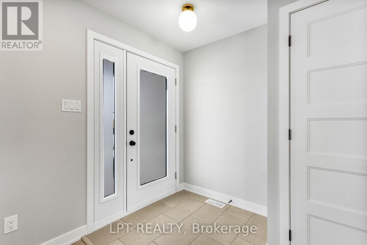 Property Photo: 965 Katia Street ON K0A 2M0