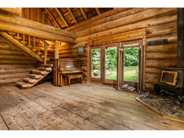 Property Photo:  55270 Chilliwack Bench Fsr Road  BC V4Z 1B3 