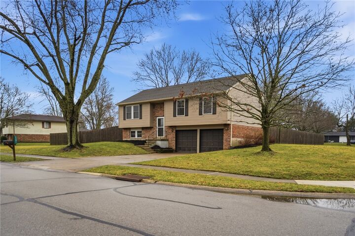 Property Photo:  9881 Rose Arbor Drive  OH 45458 