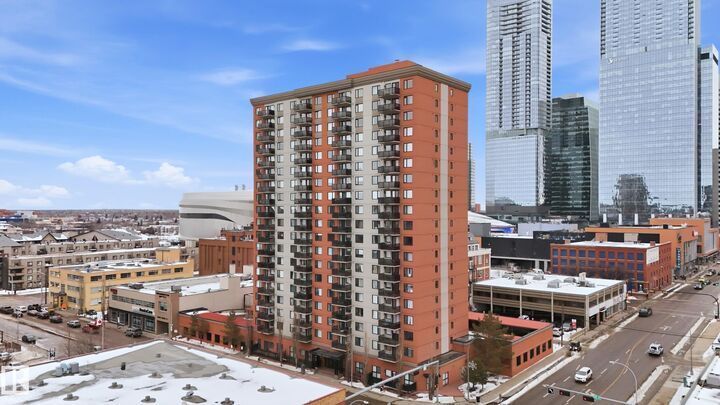 Property Photo:  10303 105 Street NW 402  AB T5Y 5G3 