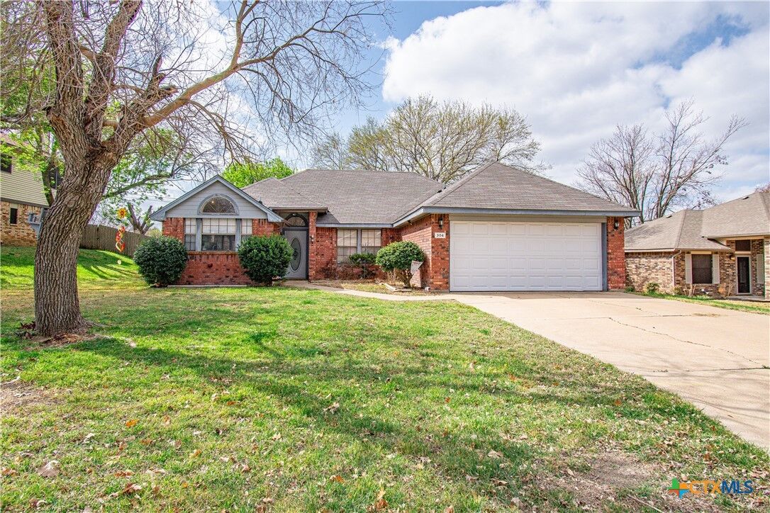 Property Photo:  304 Blackfoot Drive  TX 76548 