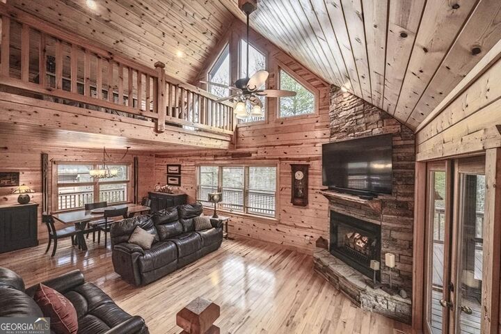 Property Photo:  225 Hiawatha Trail  GA 30513 