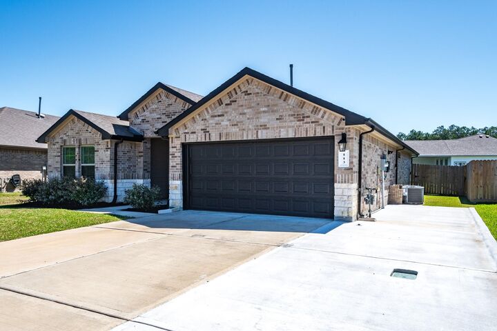 Property Photo:  113 Big Spring Drive  TX 77514 