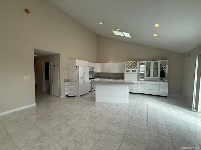 Property Photo:  310 Jersey Avenue #8  NY 10925 