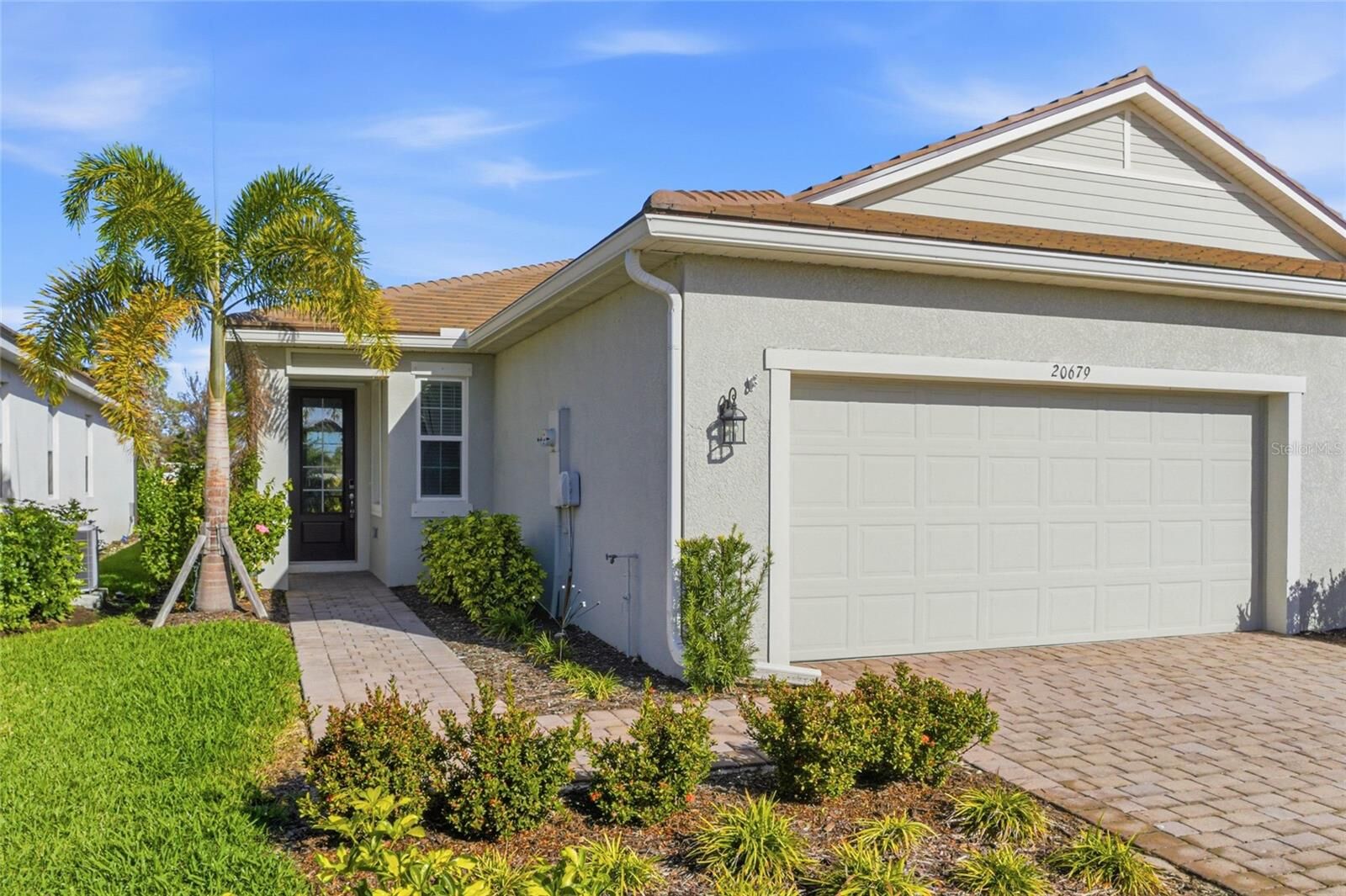 Property Photo:  20679 Ovid Lane  FL 34293 