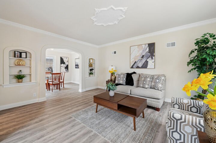 Property Photo:  4045 N Montreal St  WI 53216 