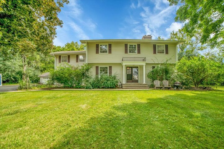 Property Photo: 3N011 Morningside Avenue IL 60185