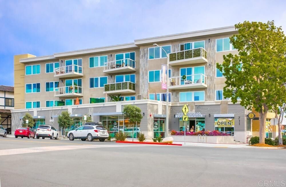 Property Photo:  725 Grand Avenue  CA 92008 