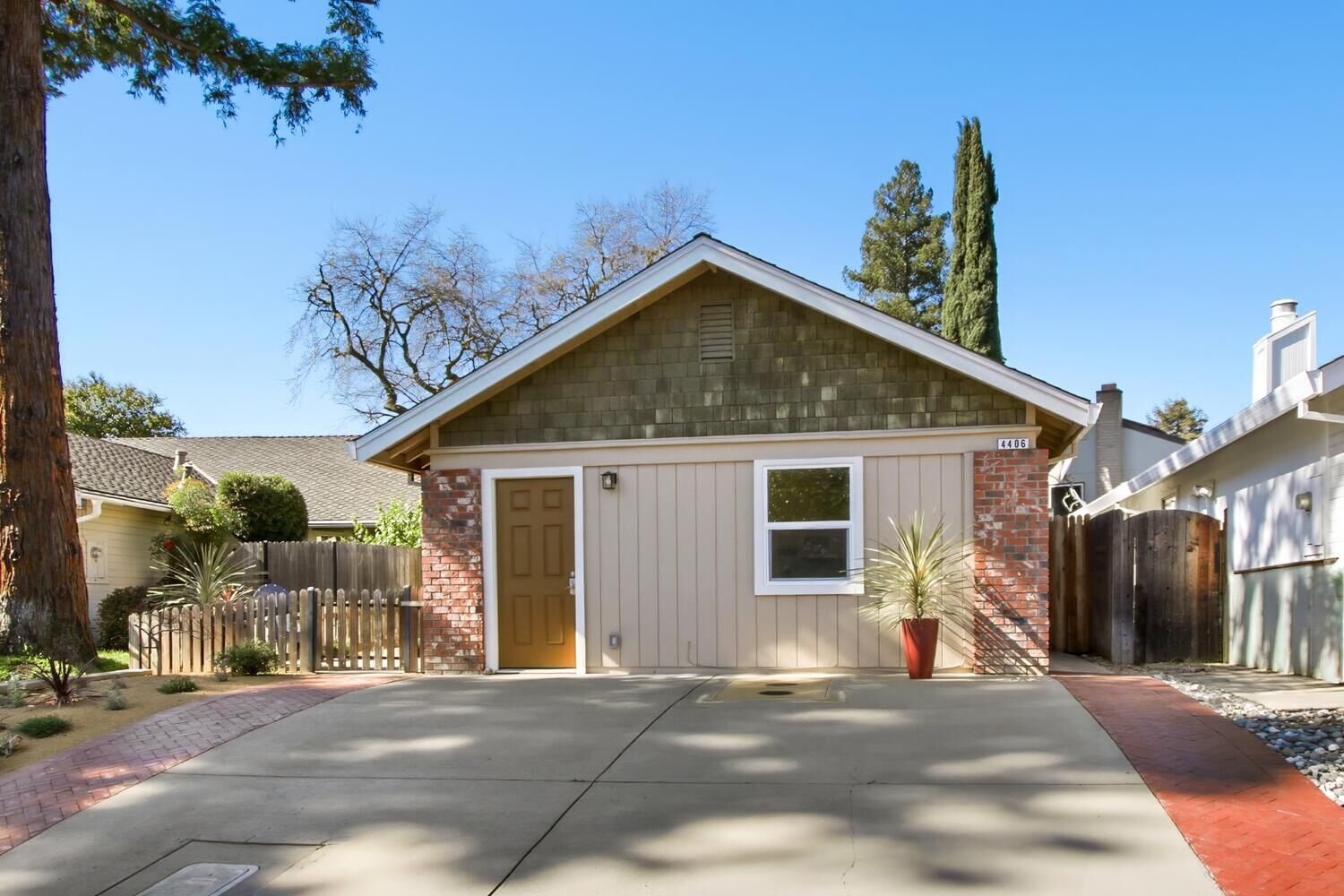 Property Photo:  4406 Sunrise Court  CA 95618 